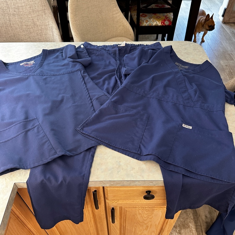 Women’s Navy Blue Scrub Set